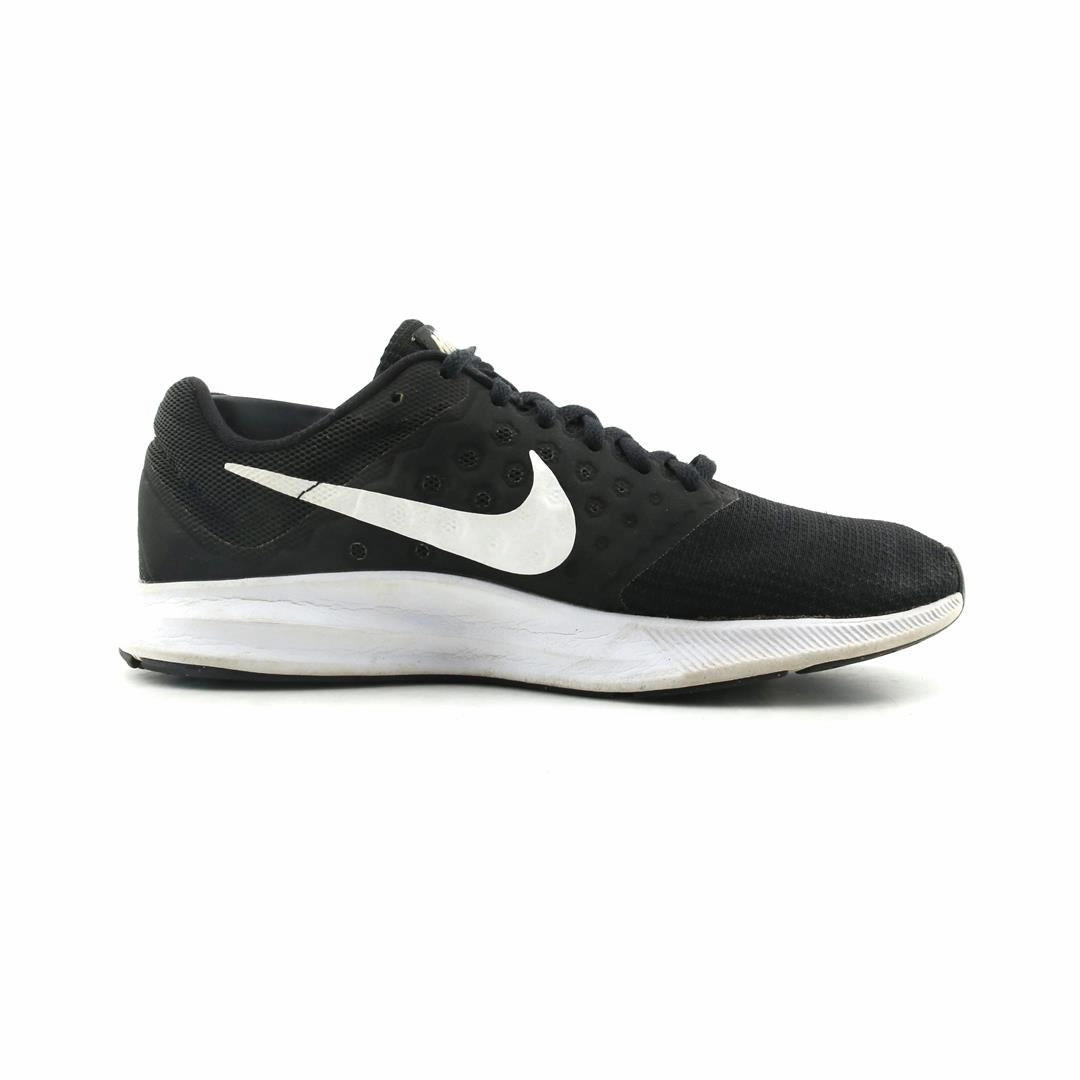Are Air Max Running Shoes NIKE DOWNSHIFTER 7