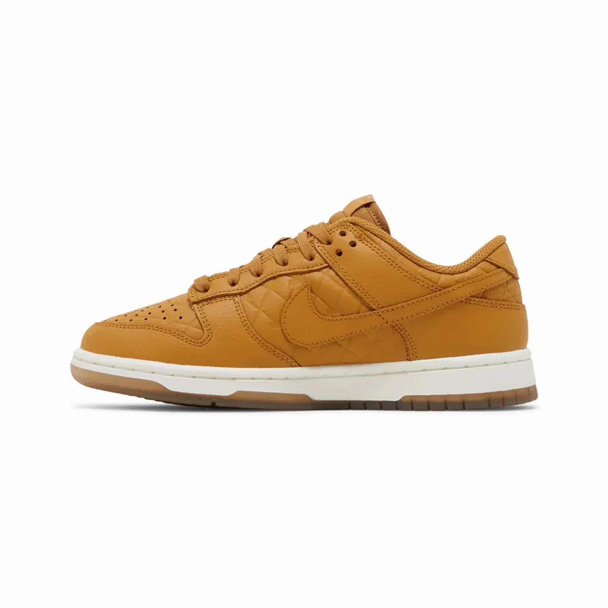 Nike Infinity Run Shoes Nike Dunk Low Quilted 'Wheat' W (2022)