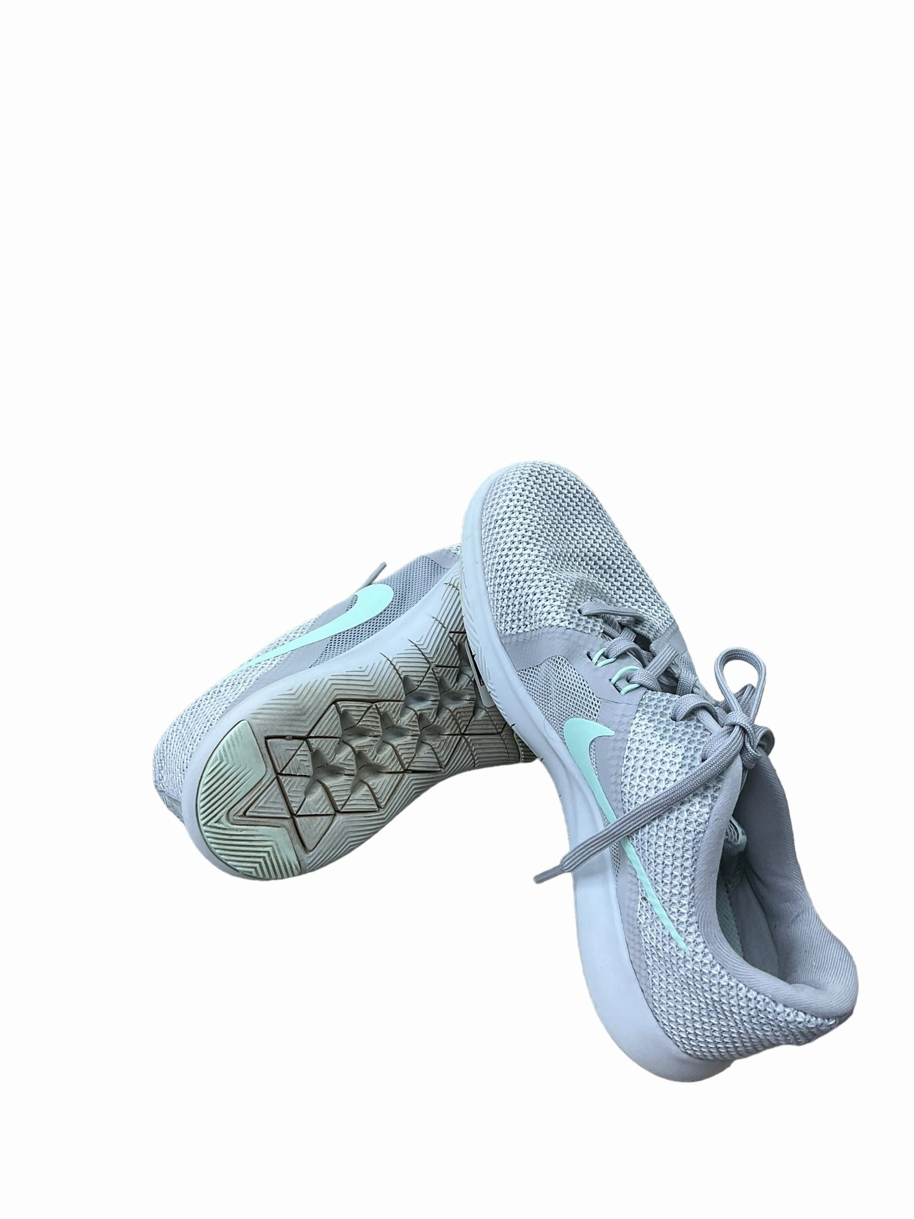 Nike Comfy Shoes Shoes Athletic By Nike In Grey, Size: 6.5