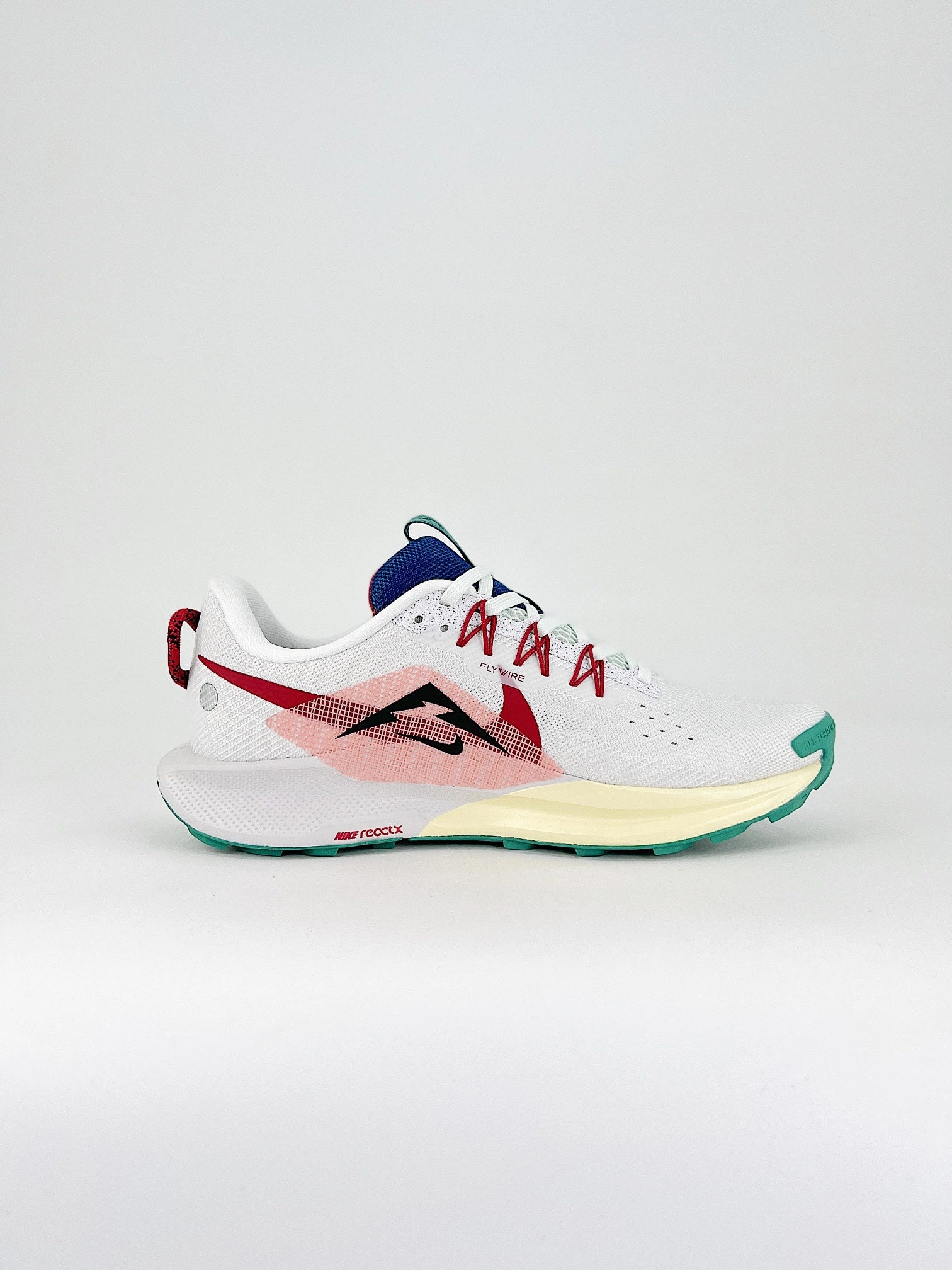 G Nike Shoes Nike Pegasus Trail 5