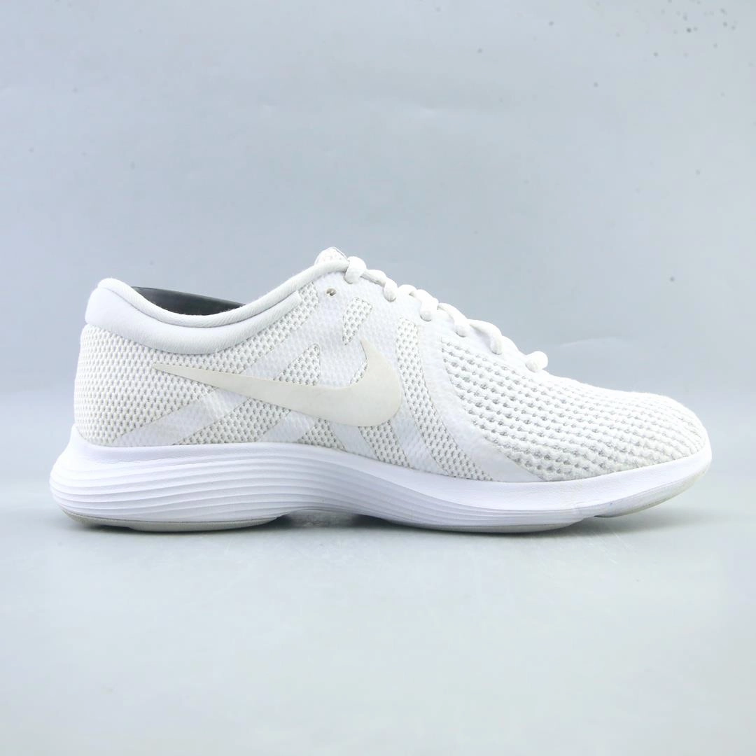 Running Shoes Cyber Monday NIKE REVOLUTION 4