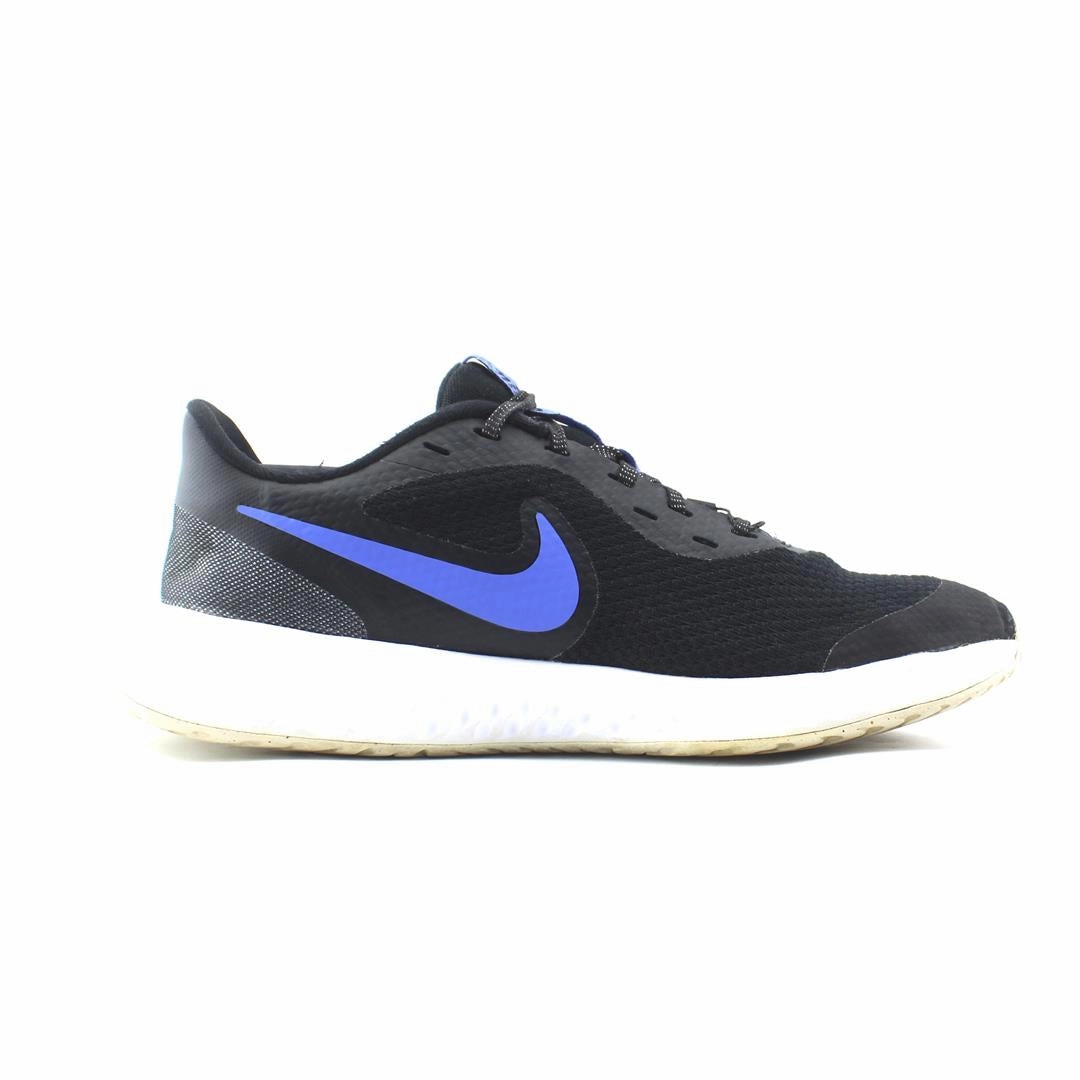 Good Running Shoes For Supination NIKE REVOLUTION 5