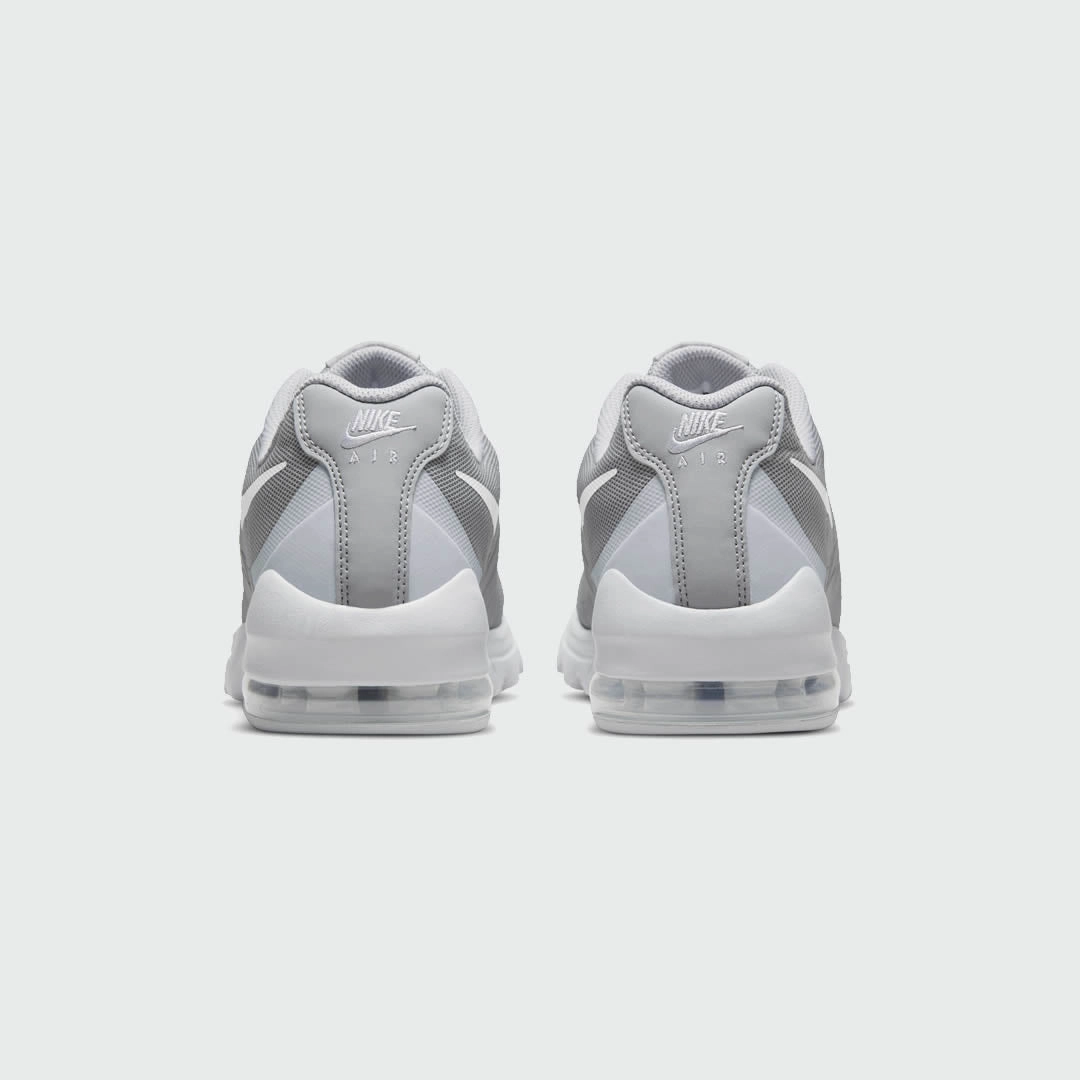 Nike Air Max Invigor Men's Grey Mesh Running Trainers 749680 005 Shoe Outline Nike