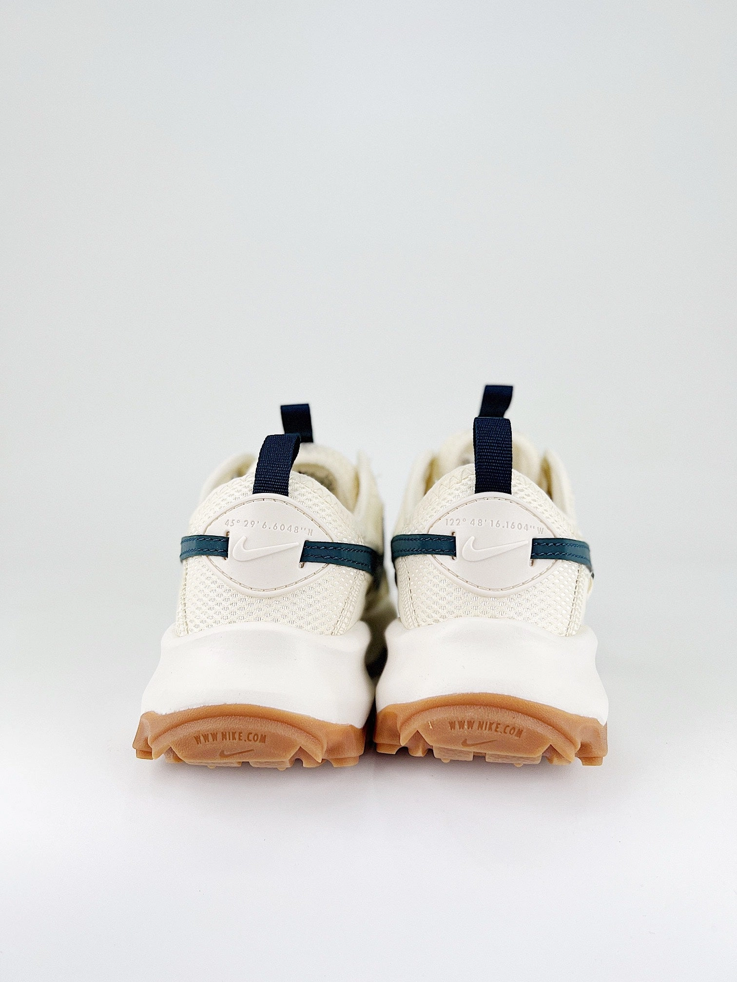 Nike TC 7900 Nike React Road Running Shoes