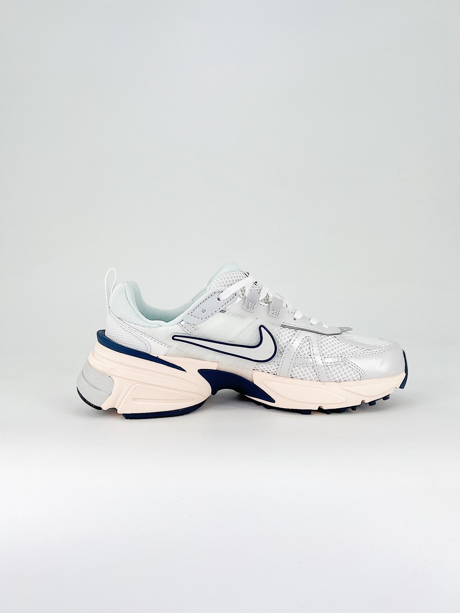 Nike V2K Run Nike Road Racing Shoes