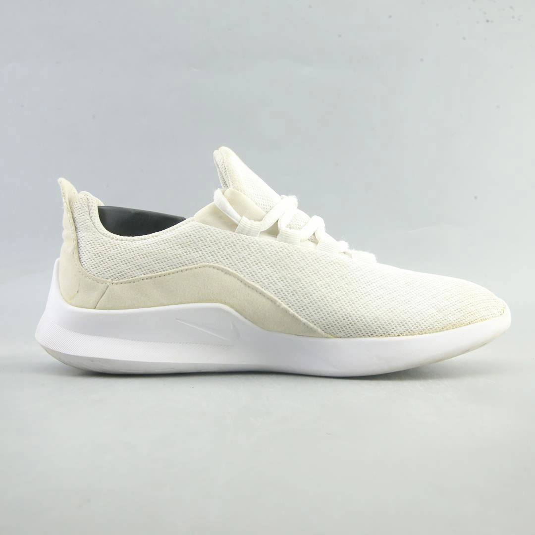 NIKE VIALE Amazon Running Shoes