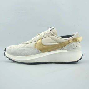 NIKE WAFFLE DEBUT Extra Cushion Running Shoes