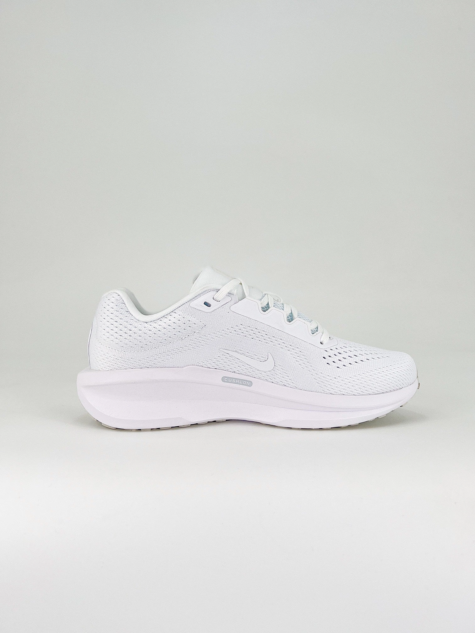 Nike Winflo 11 Nike Shoes With Zipper On Side