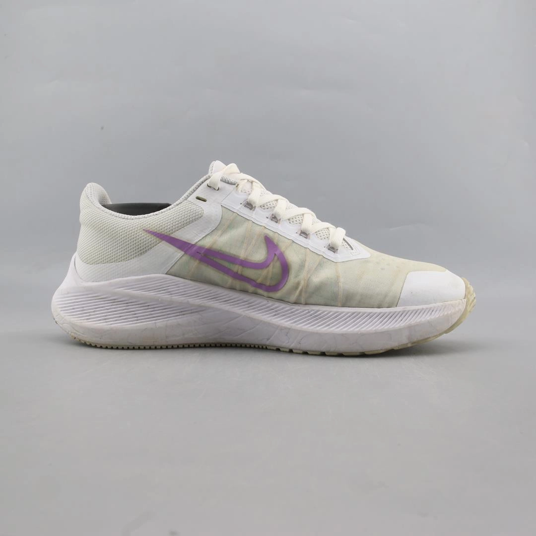 Smelly Running Shoes NIKE ZOOM WINFLO 8