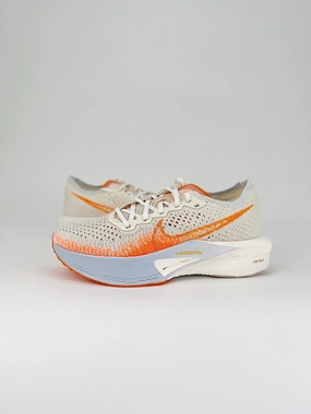 Nike ZoomX Vaporfly Next Nike Tabi Shoes