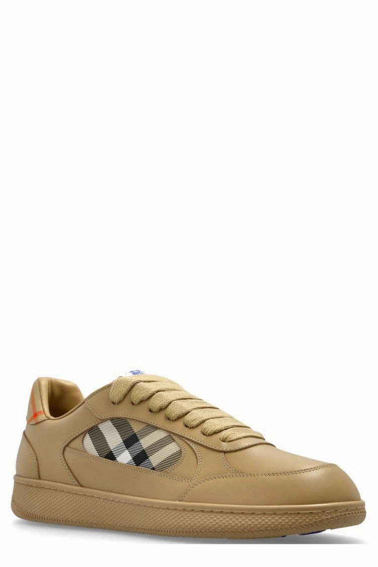 Beige Low-Top Sneakers With Minimalist Design Life Aquatic Sneakers