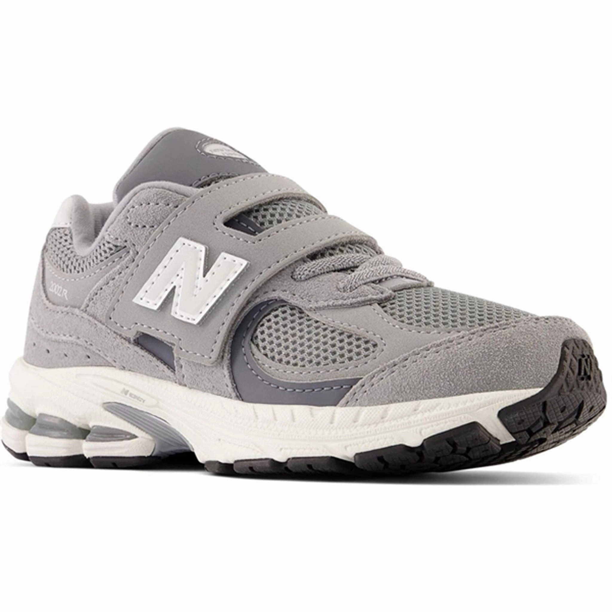 New Balance 2002 Alternative Closure Sneakers Steel Sneakers Knit