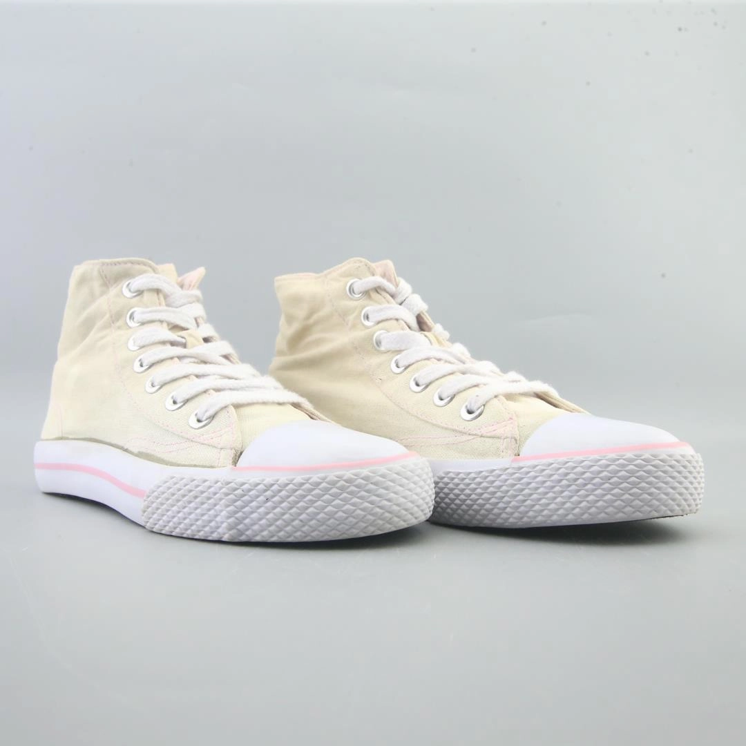 AIR WALK . Human Sneakers