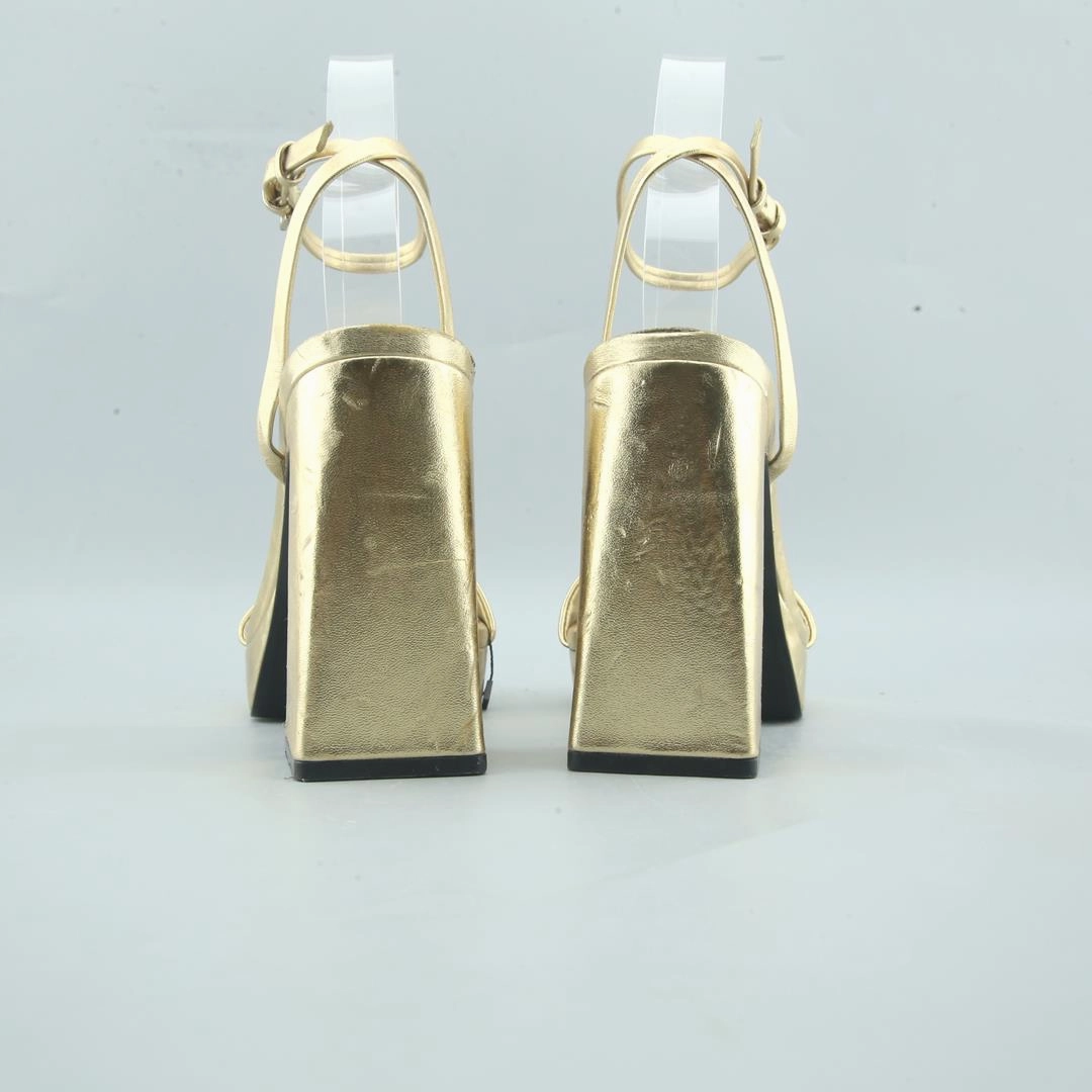 High Heels Square Toe PULL & BEAR .