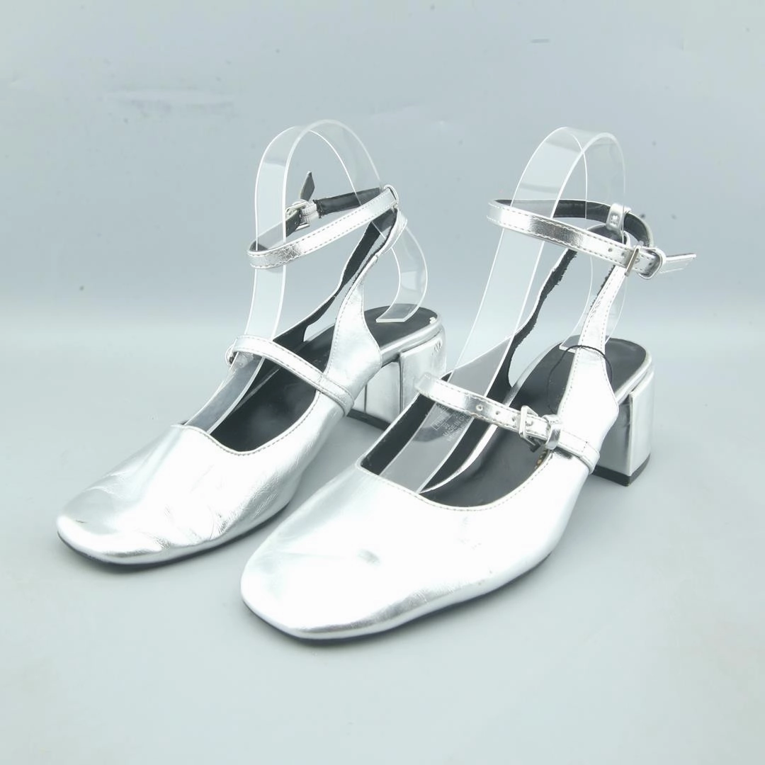 PULL & BEAR . Patent High Heels