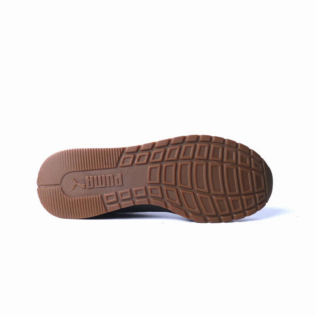 PUMA ST RUNNER FULL L Casual Shoes To Wear With Kilt