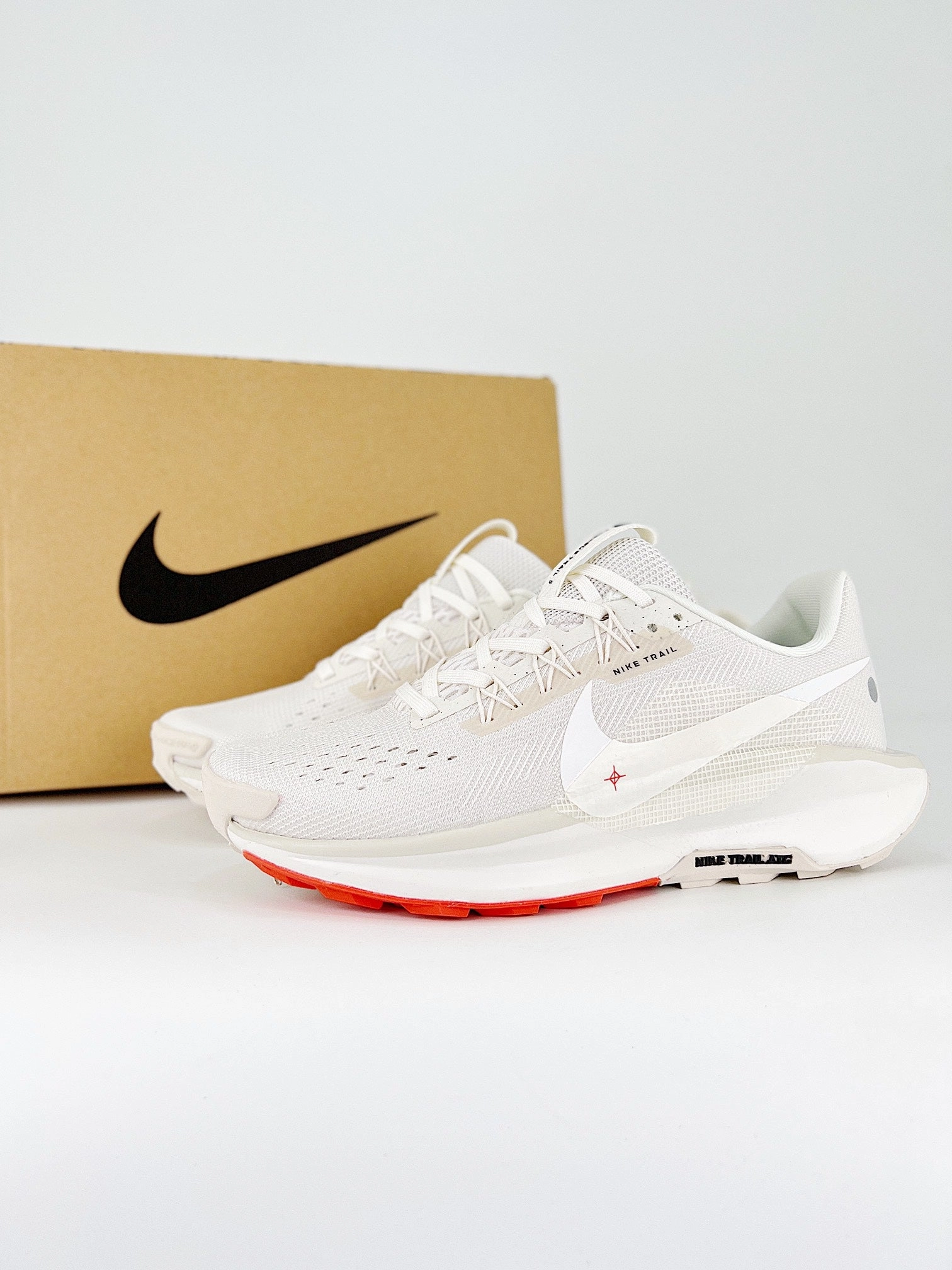 Nike Pegasus Trail 5 Nike Gold Tennis Shoes