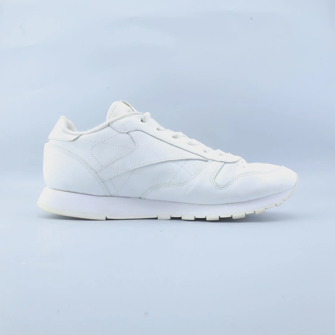 REEBOK  CLASSIC LEATHER Casual Altra Shoes