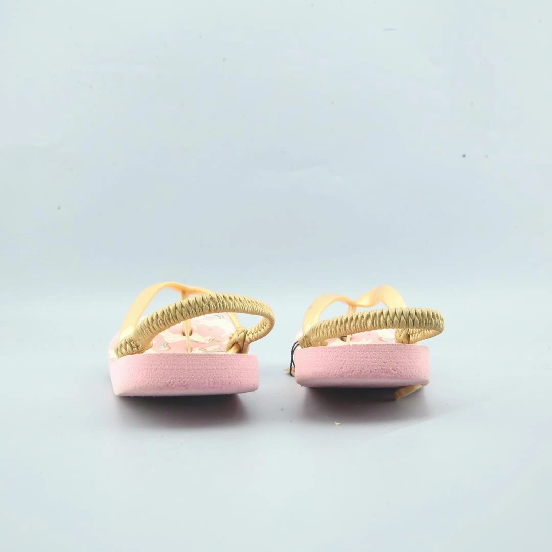 Summer Flat Sandals AMERICAN BRAND .