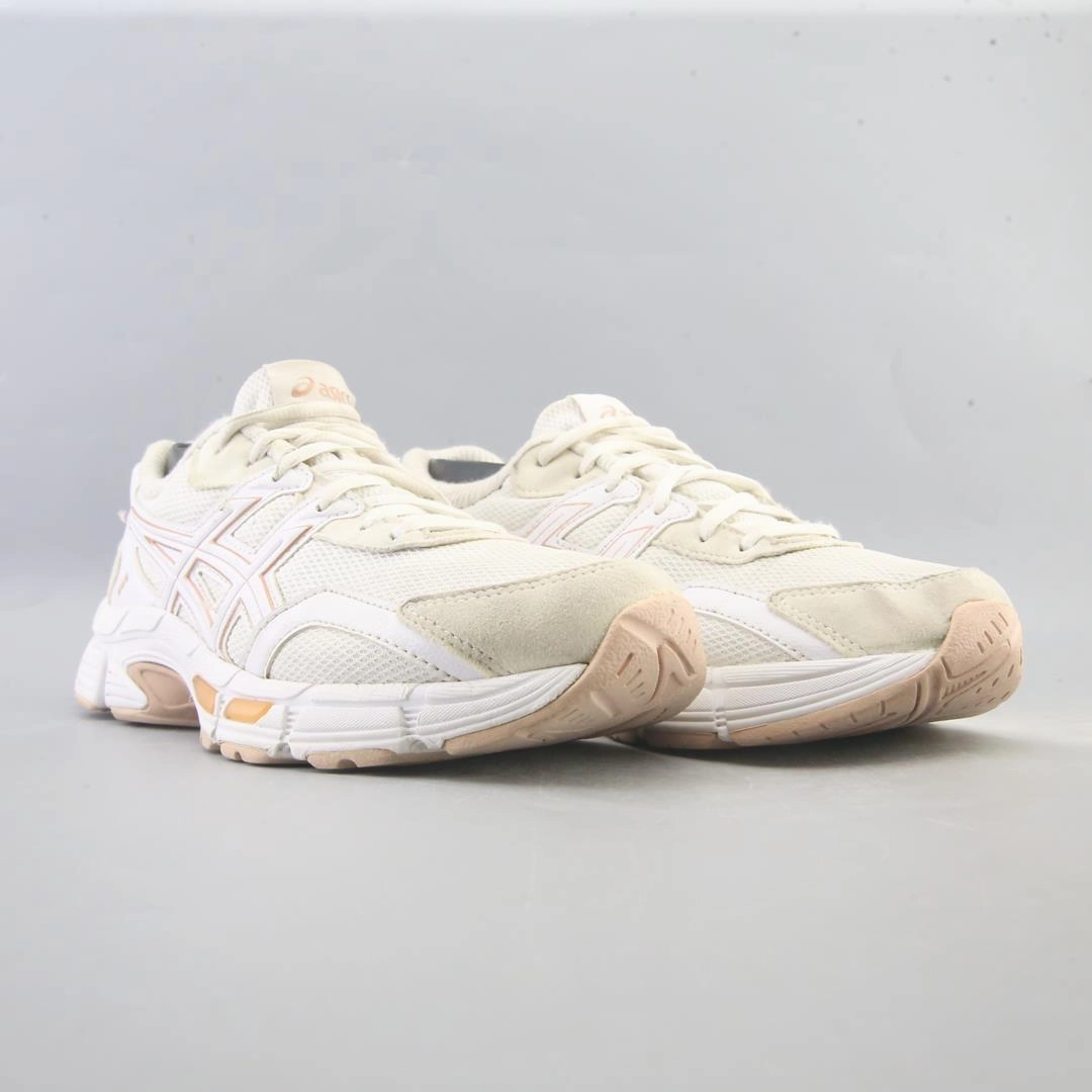 Best Running Shoes For Weak Knees ASICS GEL-JOG MC