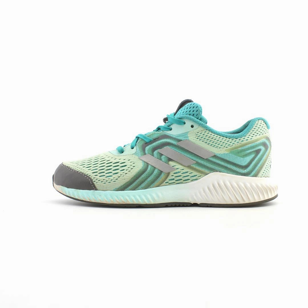 ADIDAS . 2nd Hand Running Shoes