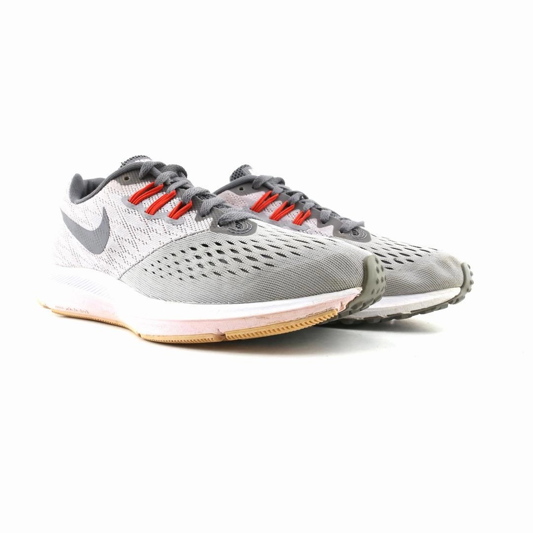 NIKE ZOOM WINFLO 7 Running Shoe Store Gait Analysis Berlin Marathon Training