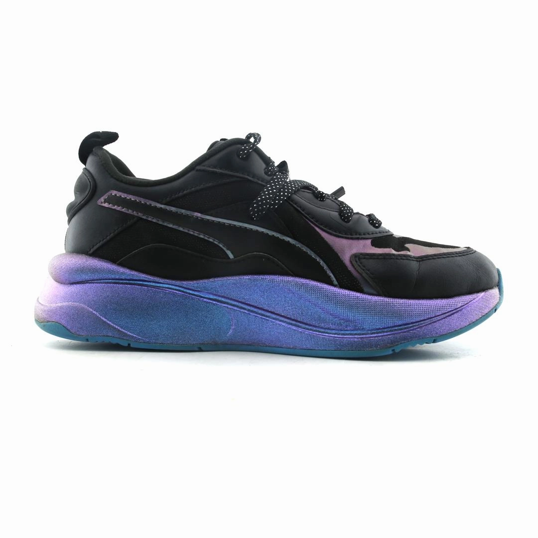 Running Shoe Store Gait Analysis Berlin Marathon Training PUMA RS-CURVE LIGHTSENSE