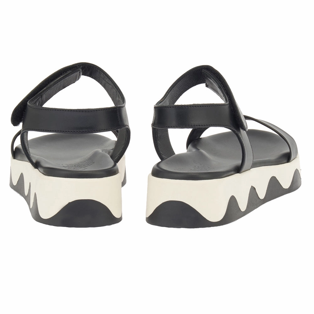 Leather Sandals For Ladies Salamina Black