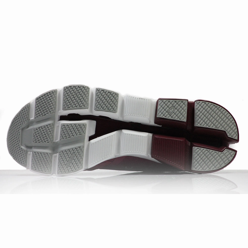 Running Shoes Prime Day Deals Saucony Triumph 18 Women's Running Shoe - Moonrock/Coral