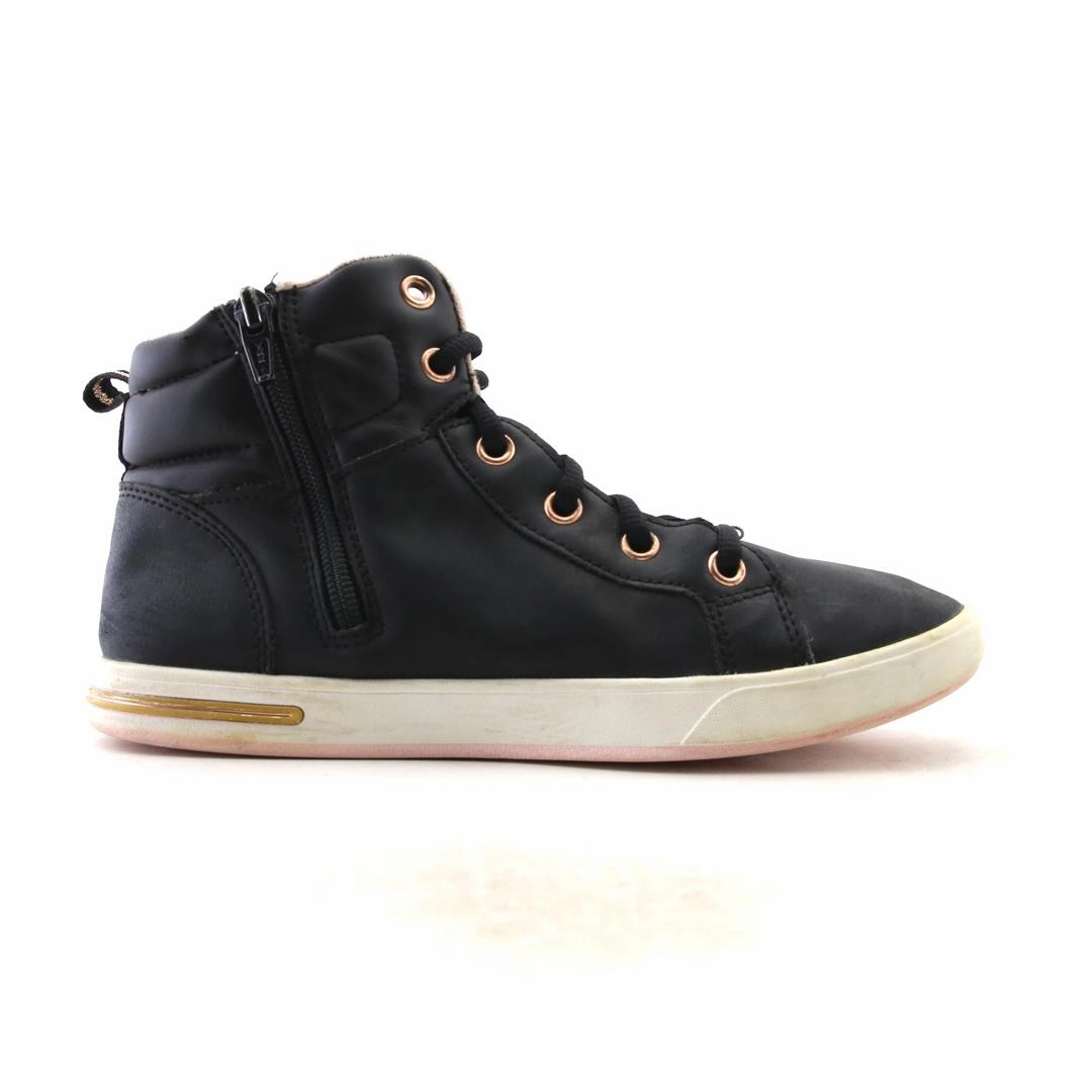 Atmos Sneakers SKECHERS SHOUTOUTS