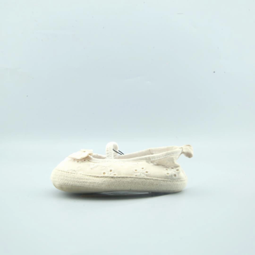 Tennis Shoe Sandals AMERICAN BRAND .