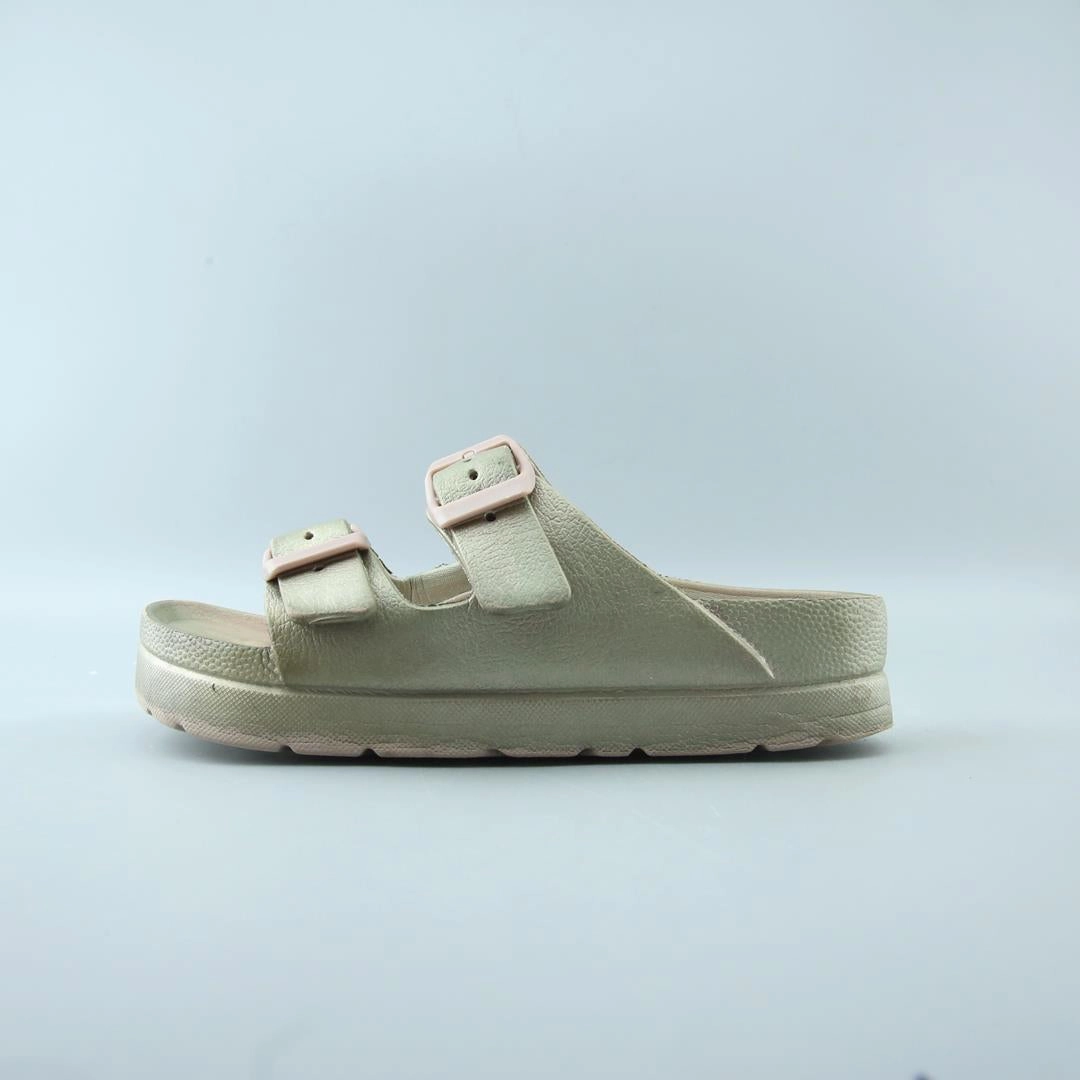 MIA . Best Cozy Slippers