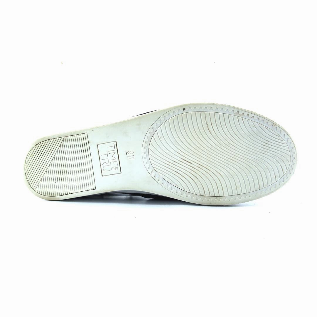 TIME AND TRU MEMORY FOAM Slide On Casual Shoes