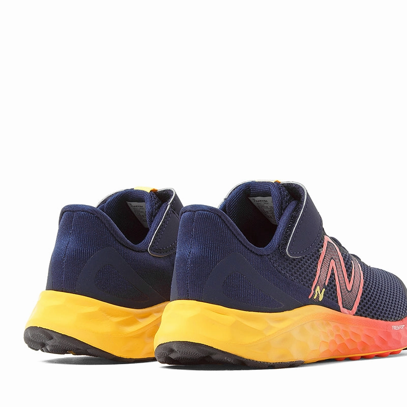 ARISHI PS Clarks Sneakers