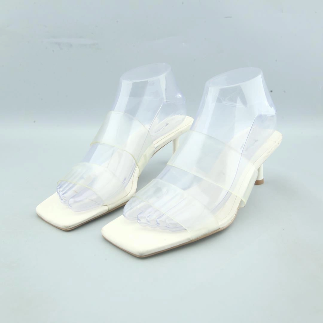 Draw A High Heel STRADIVARIUS .