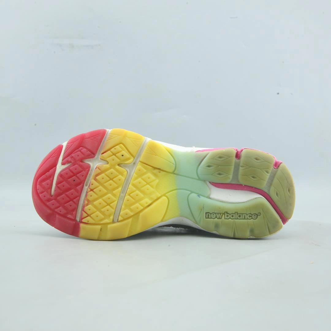 Bricks And Wood New Balance 1906 NEW BALANCE 888V2