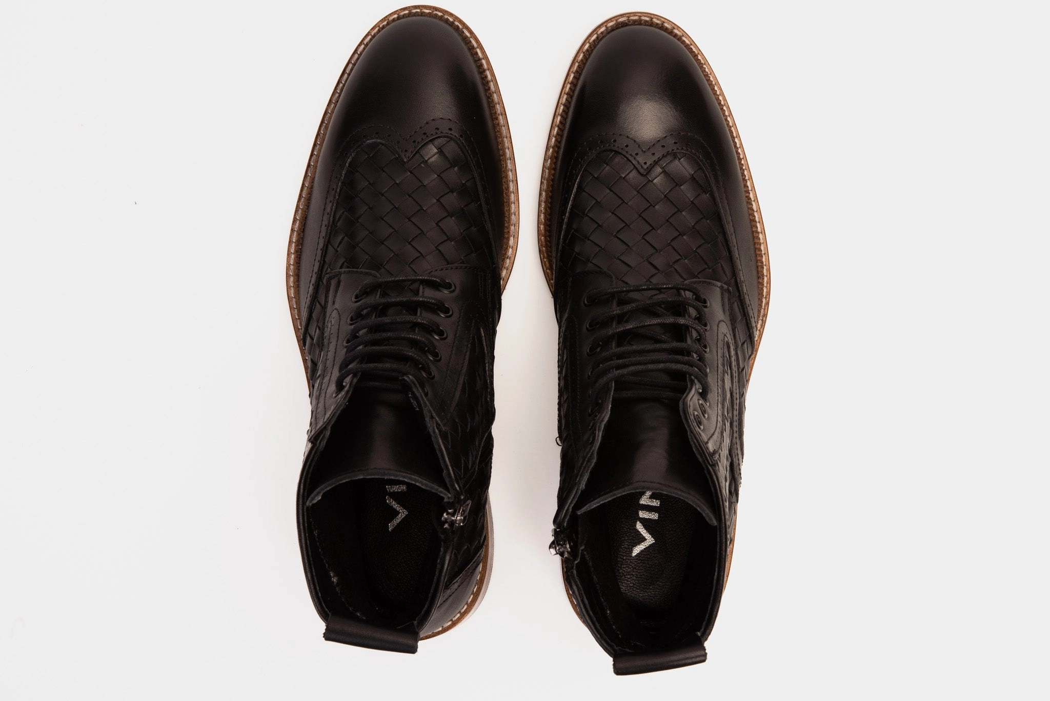 Spurs Boots The Loddon Black Leather Wingtip Brogue Handwoven Lace-Up Men Boot with a Zipper