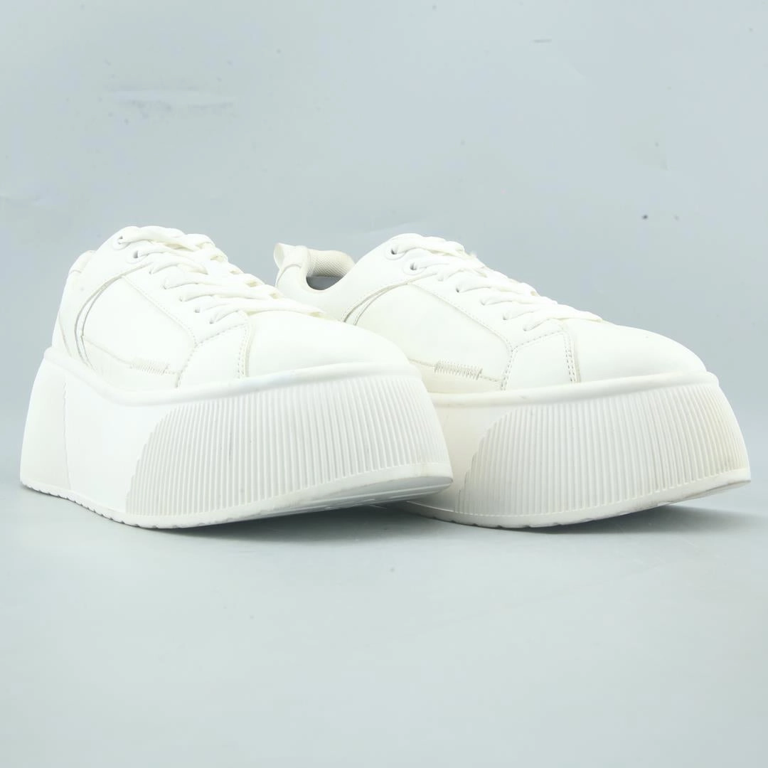 STRADIVARIUS . Casual Work Shoes With Jeans