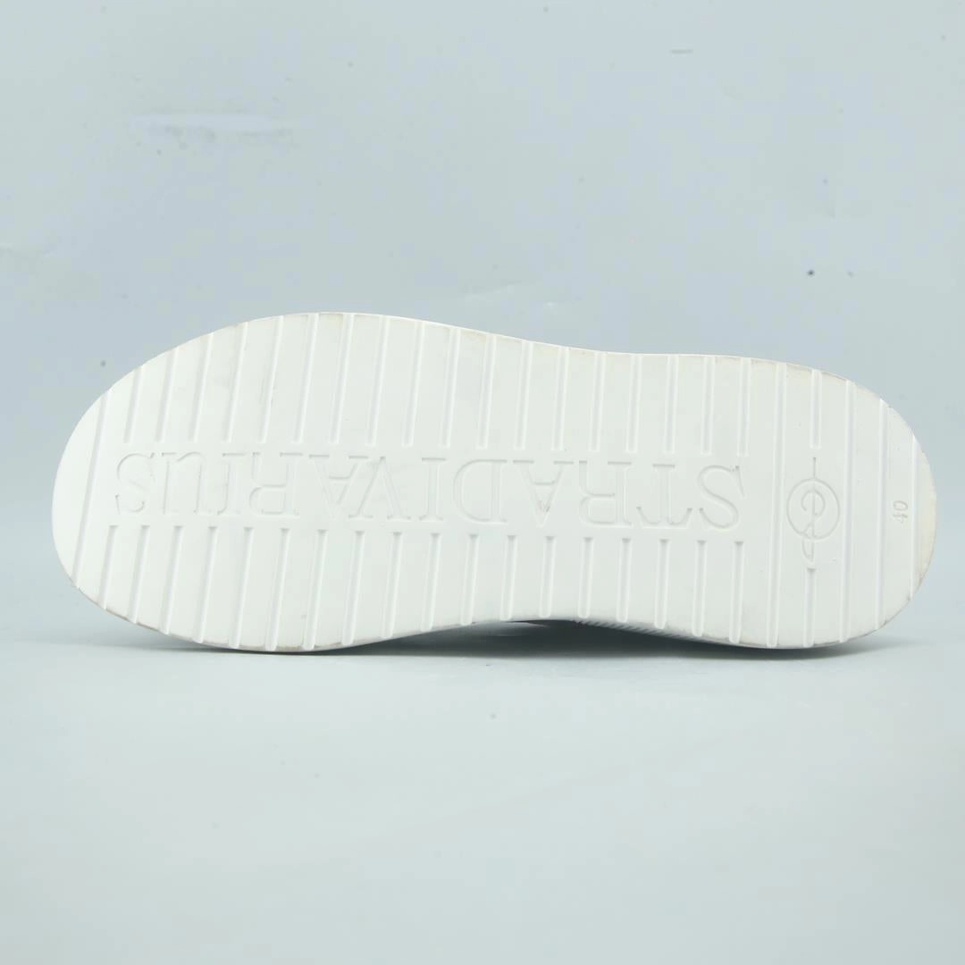 STRADIVARIUS . Casual Shoes To Wear With Jeans