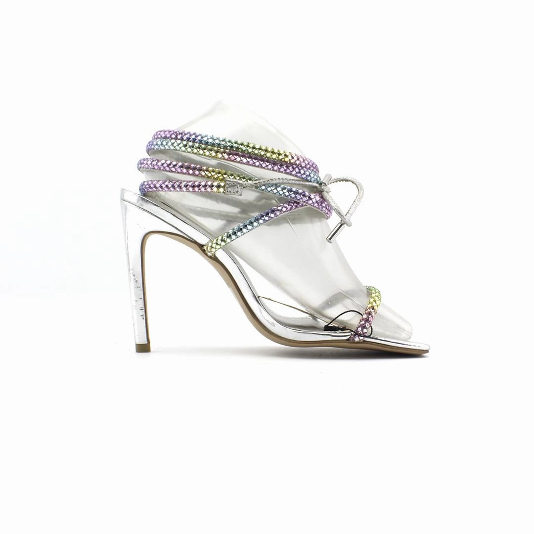 High Heels Candid STEVE MADDEN .