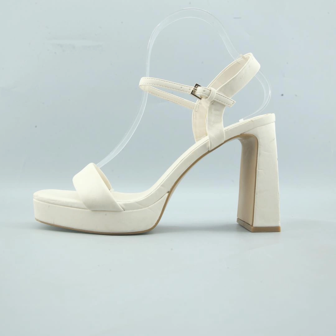 STRADIVARIUS . Size Thigh High Heels