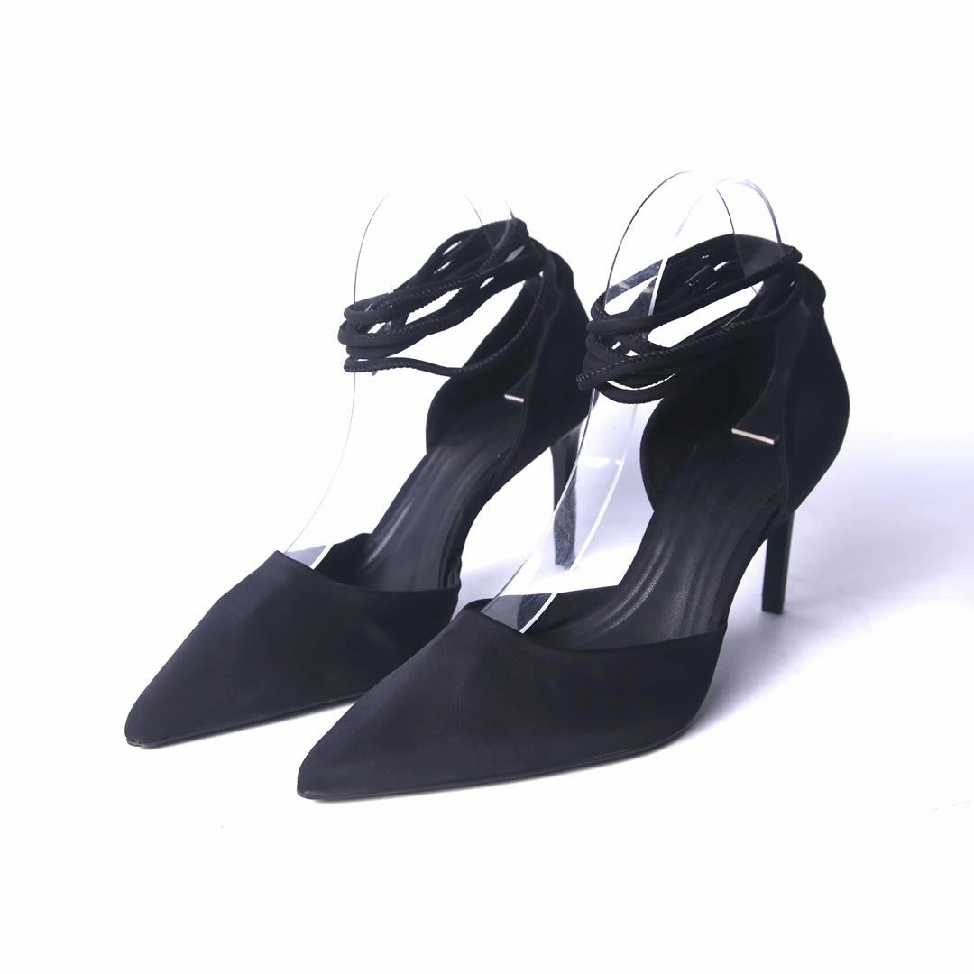 Heel Sandals STRADIVARIUS .