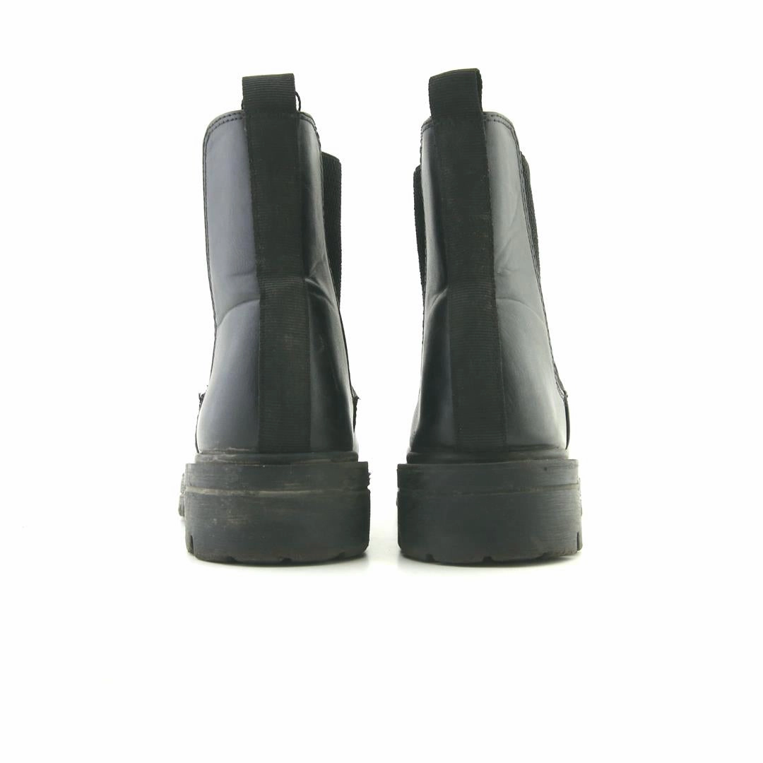 SODA  . Boxing Shoes Casual Wear