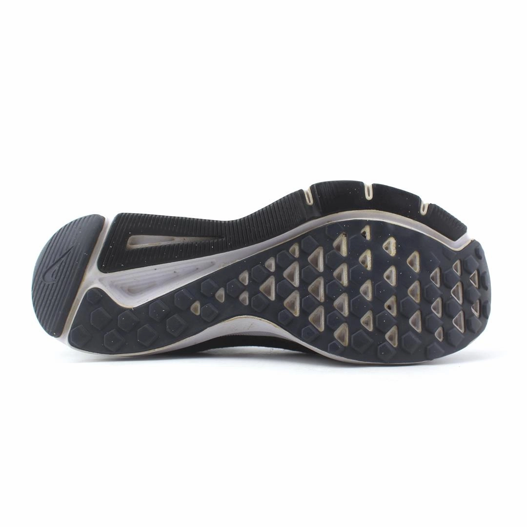 NIKE QUEST 2 Running Shoes Old