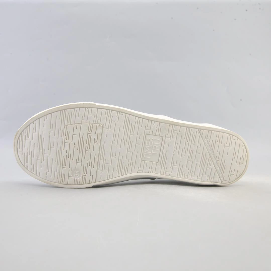 TIME AND TRU MEMORY FOAM Top Trending Casual Shoes