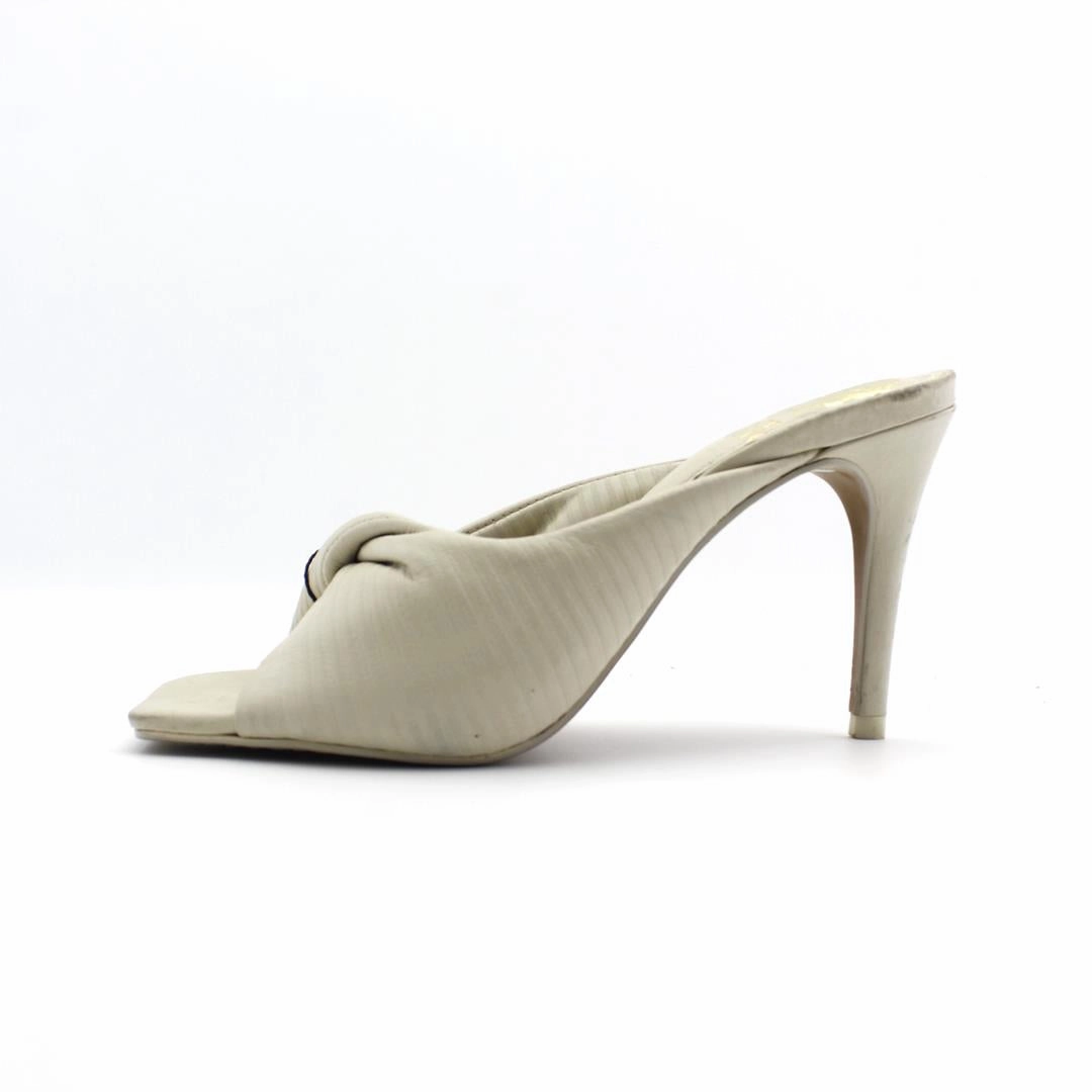 VINCE CAMUTO . High Heels Stores Near Me