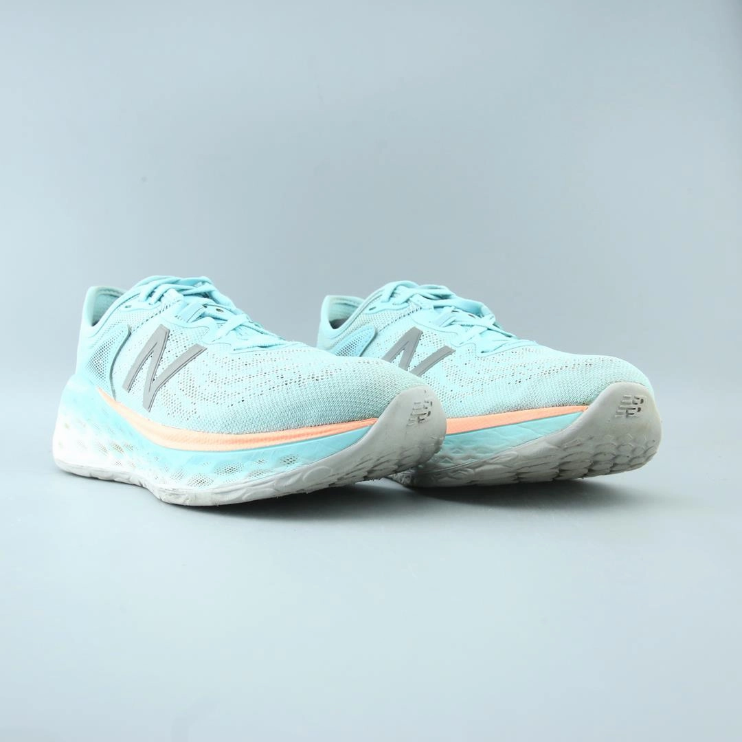Walking Running Shoe NEW BALANCE FRESH FOAM MORE V2