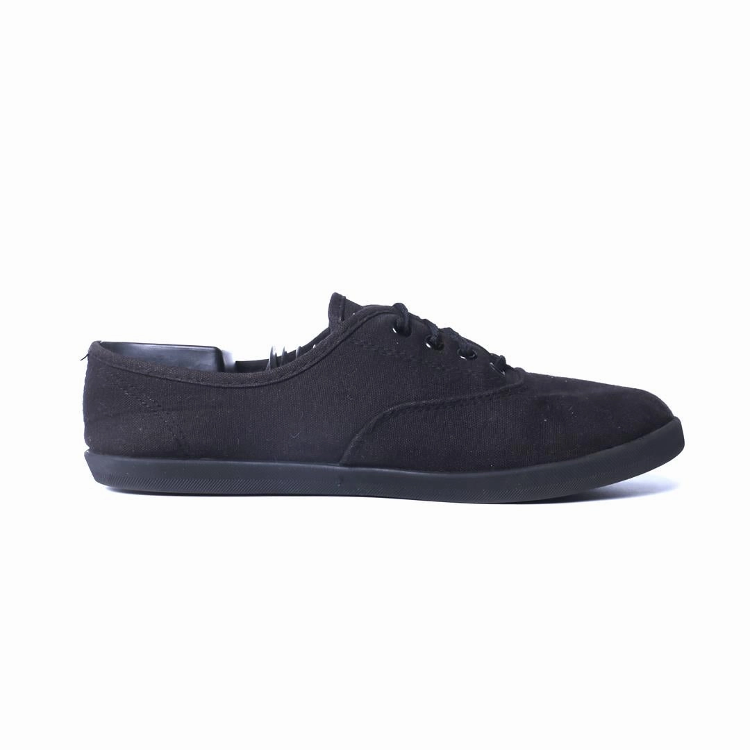 Best Summer Casual Shoes TIME AND TRU .