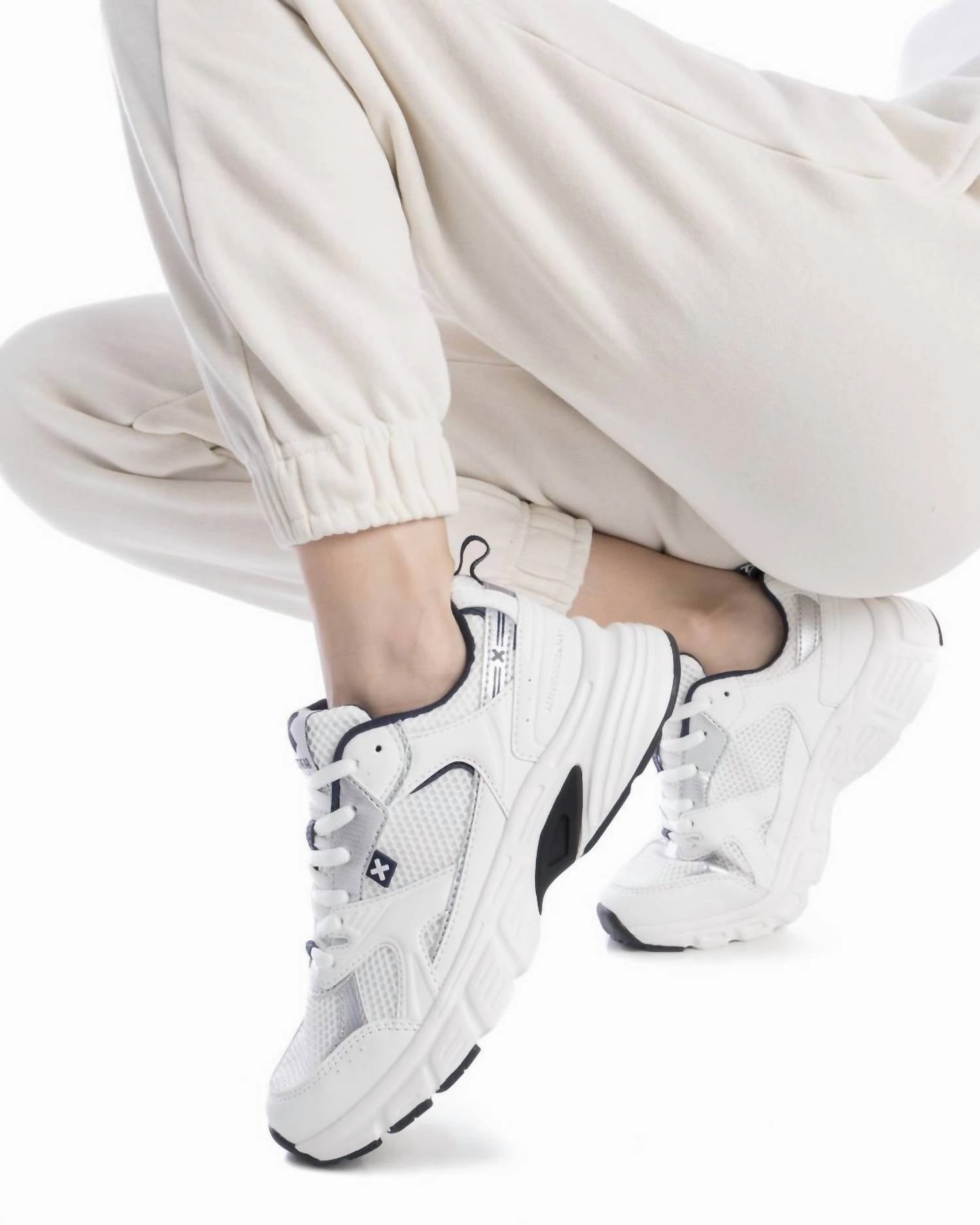 Sneakers Workout Women's Trainer Sneakers In White