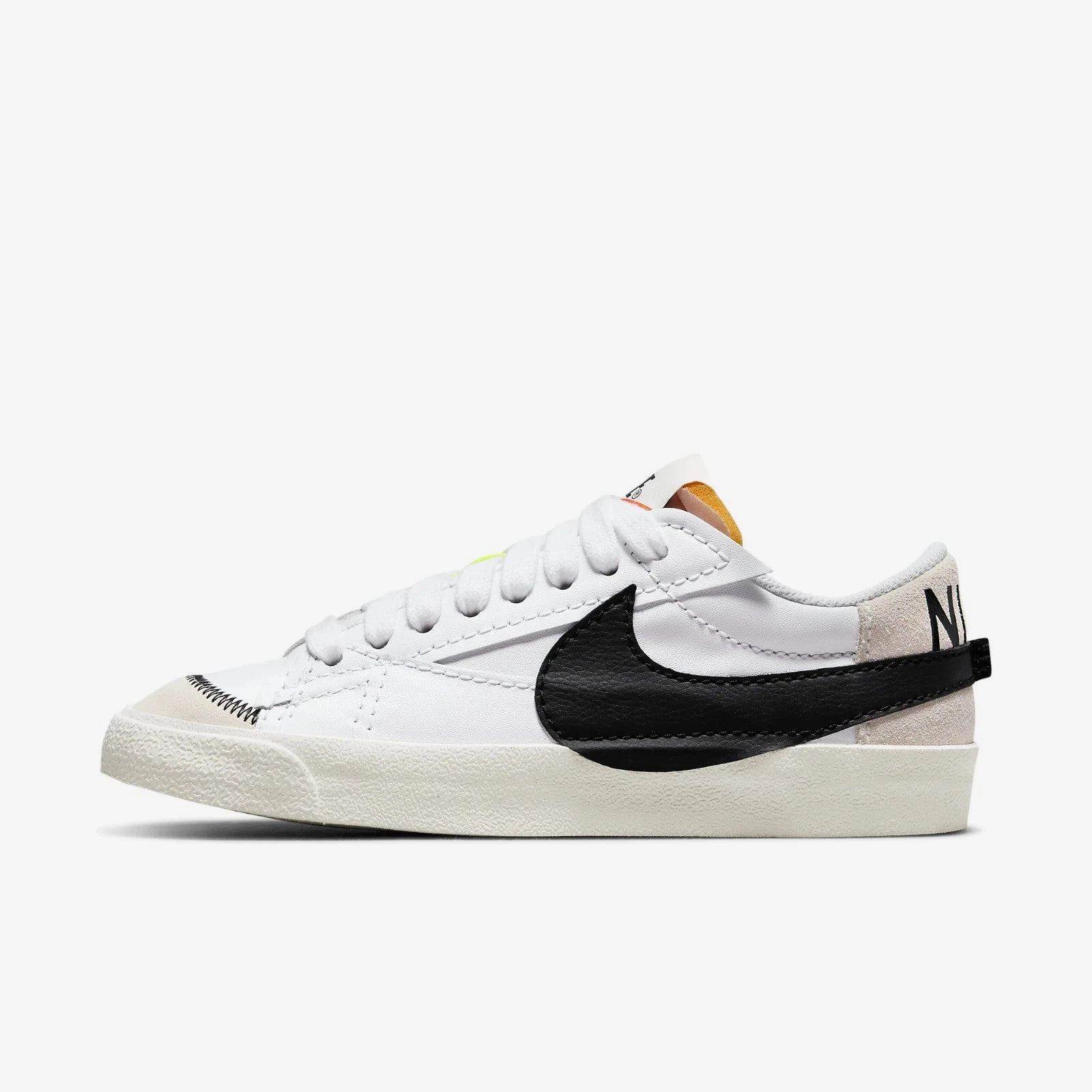 Nike Lebrons Shoes Nike Blazer Low 77 Jumbo DN2158-101 Sneakers Men's White Black Lifestyle Shoes